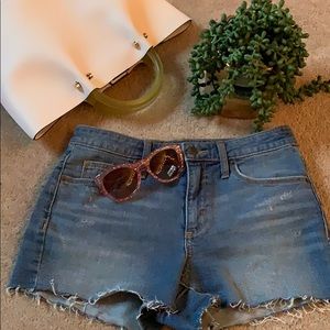 Frayed jean shorts